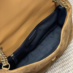 Replica Borsa a mano grande Calypso Envelope YSL Saint Laurent scamosciata marrone Imitazioni Replica Borsa a mano grande Calypso Envelope YSL Saint Laurent scamosciata marrone