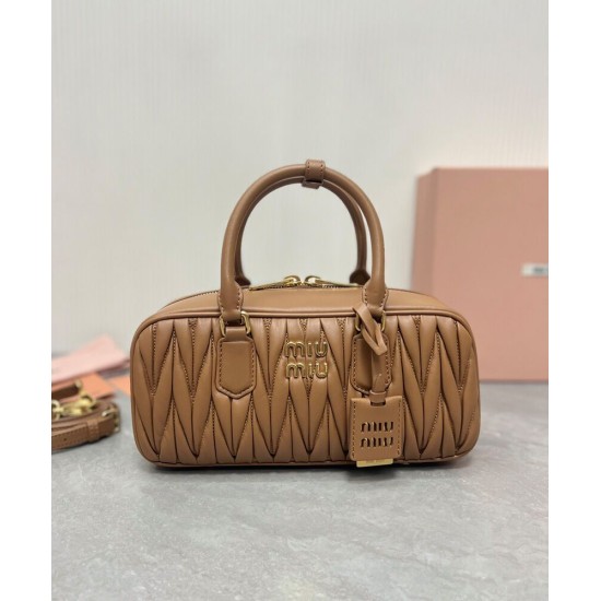 Replica Borsa Miu Miu Arcadie Matelasse Nappa Caffè