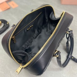Replica Borse Miu Miu Arcadie Matelasse Nappa Nera Imitazioni Replica Borse Miu Miu Arcadie Matelasse Nappa Nera