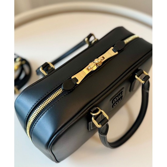 Replica Borsa tote Miumiu Arcadie Nero Imitazioni Replica Borsa tote Miumiu Arcadie Nero