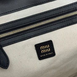 Replica Zaino in pelle Miumiu 5BZ042 Nero