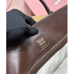 Borse Miumiu Adventure Nappa 5BG310 Caffè Borse Miumiu Adventure Nappa 5BG310 Caffè