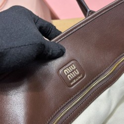 Replica borse griffate Miumiu Adventure Nappa 5BG310 Caffè Imitazioni Replica borse griffate Miumiu Adventure Nappa 5BG310 Caffè