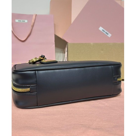 Replica Borsa tote Miumiu Beau 5BB173 Nero Imitazioni Replica Borsa tote Miumiu Beau 5BB173 Nero