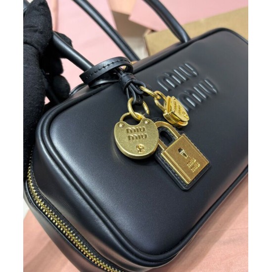 Replica Borsa tote Miumiu Beau 5BB173 Nero Imitazioni Replica Borsa tote Miumiu Beau 5BB173 Nero
