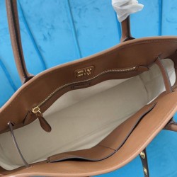 Replica Borsa tote Miu Miu Adventure nappa 5BG291 Caffè Imitazioni Replica Borsa tote Miu Miu Adventure nappa 5BG291 Caffè