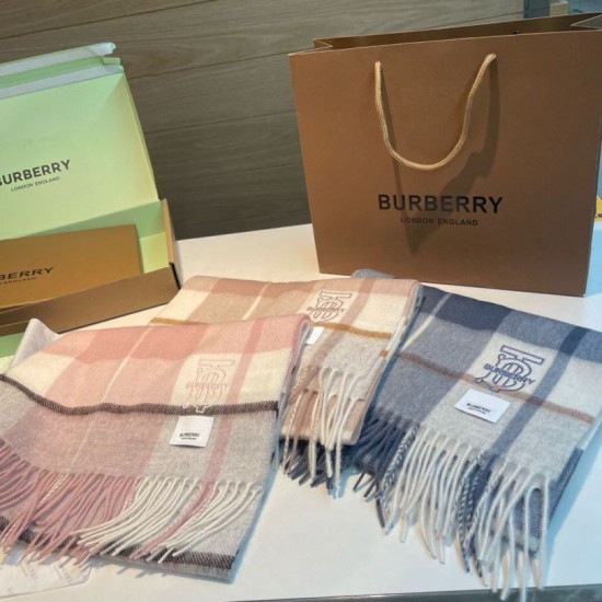 Replica Borsa Sciarpa Burberry Check Classical cashmere Beige 30 x 168 Imitazioni Replica Borsa Sciarpa Burberry Check Classical cashmere Beige 30 x 168