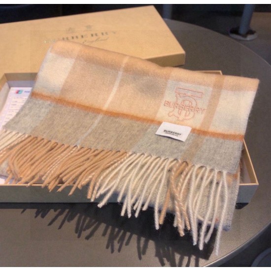 Replica Borsa Sciarpa Burberry Check Classical cashmere Beige 30 x 168 Imitazioni Replica Borsa Sciarpa Burberry Check Classical cashmere Beige 30 x 168