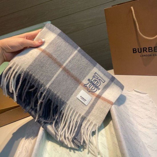 Replica Alta gamma Sciarpa Burberry Check Classical cashmere grigio/blu 30 x 168 Imitazioni Replica Alta gamma Sciarpa Burberry Check Classical cashmere grigio/blu 30 x 168