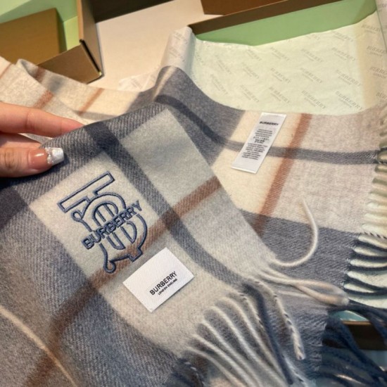Replica Alta gamma Sciarpa Burberry Check Classical cashmere grigio/blu 30 x 168 Imitazioni Replica Alta gamma Sciarpa Burberry Check Classical cashmere grigio/blu 30 x 168