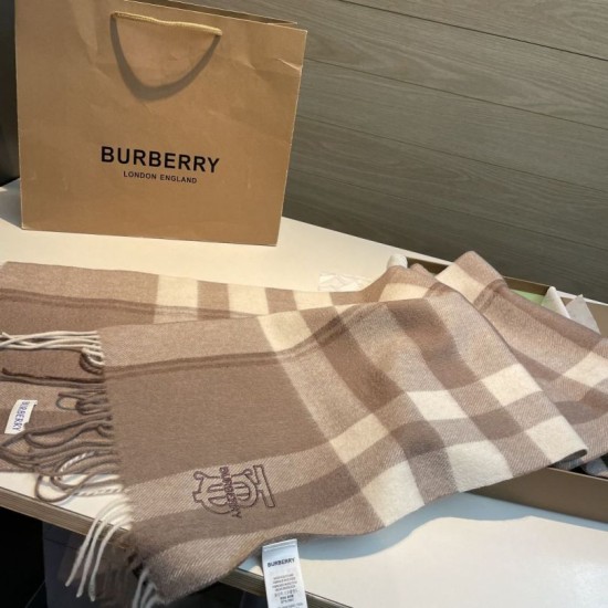 Replica Dettagli perfetti Sciarpa Burberry Check Classical cashmere 30 x 200 Beige Imitazioni Replica Dettagli perfetti Sciarpa Burberry Check Classical cashmere 30 x 200 Beige