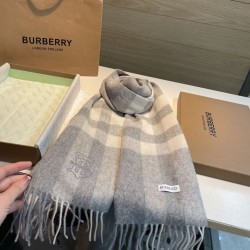 Sciarpa Burberry Check Classical cashmere 30 x 200 Grigio Sciarpa Burberry Check Classical cashmere 30 x 200 Grigio