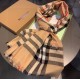 Replica Dettagli perfetti Sciarpa cashmere Burberry Check Beige con bordi sfrangiati 70 x 200 Imitazioni Replica Dettagli perfetti Sciarpa cashmere Burberry Check Beige con bordi sfrangiati 70 x 200