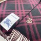 Replica falso Sciarpa in cashmere con motivo check Burberry e orlo con nappe nero/rosso 30 x 168 Imitazioni Replica falso Sciarpa in cashmere con motivo check Burberry e orlo con nappe nero/rosso 30 x 168