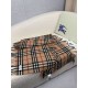 Replica Borsa falso Sciarpa classica cashmere a quadri Burberry marrone 30 x 155 Imitazioni Replica Borsa falso Sciarpa classica cashmere a quadri Burberry marrone 30 x 155