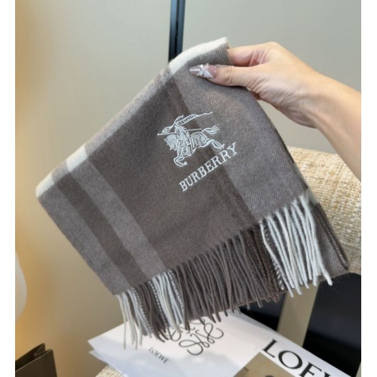 Replica Pari Sciarpa Burberry Check Classical cashmere 30 x 180 Grigio Imitazioni Replica Pari Sciarpa Burberry Check Classical cashmere 30 x 180 Grigio