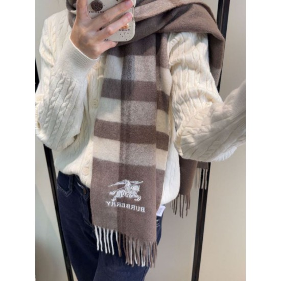 Replica Pari Sciarpa Burberry Check Classical cashmere 30 x 180 Grigio Imitazioni Replica Pari Sciarpa Burberry Check Classical cashmere 30 x 180 Grigio