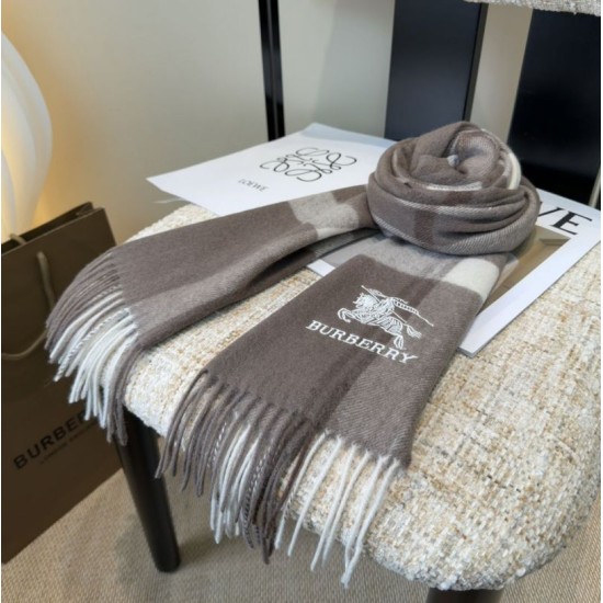 Replica Pari Sciarpa Burberry Check Classical cashmere 30 x 180 Grigio Imitazioni Replica Pari Sciarpa Burberry Check Classical cashmere 30 x 180 Grigio