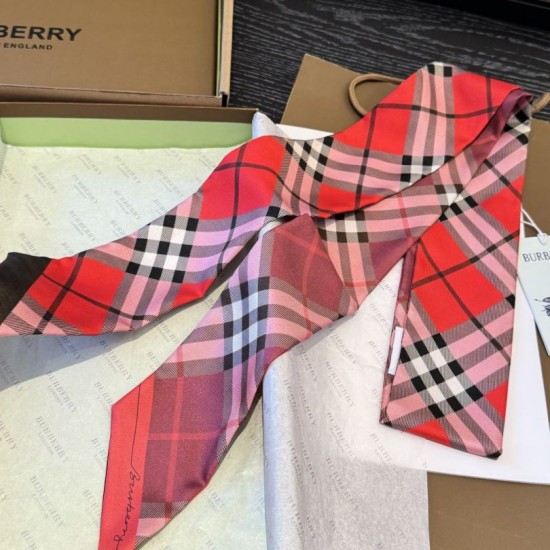 Replica Pari Sciarpa in seta con motivo a quadri Vintage Check Burberry 8 x 180 Rosso Imitazioni Replica Pari Sciarpa in seta con motivo a quadri Vintage Check Burberry 8 x 180 Rosso