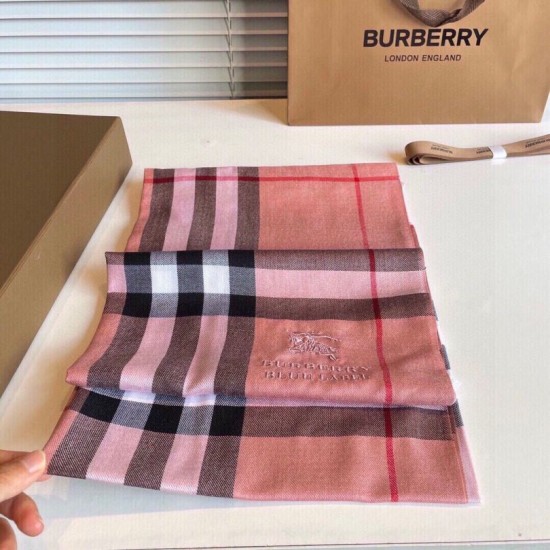 Replica Sciarpa Burberry Check Classical cashmere Rosa 70 x 200 Imitazioni Replica Sciarpa Burberry Check Classical cashmere Rosa 70 x 200