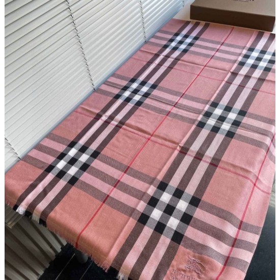 Replica Sciarpa Burberry Check Classical cashmere Rosa 70 x 200 Imitazioni Replica Sciarpa Burberry Check Classical cashmere Rosa 70 x 200