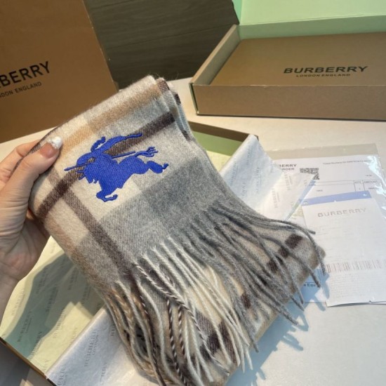 Replica Borsa Dettagli perfetti Sciarpa reversibile cashmere con motivo check EKD Burberry 30 x 200 Grigio Imitazioni Replica Borsa Dettagli perfetti Sciarpa reversibile cashmere con motivo check EKD Burberry 30 x 200 Grigio