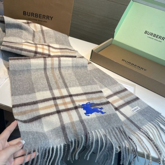 Replica Borsa Dettagli perfetti Sciarpa reversibile cashmere con motivo check EKD Burberry 30 x 200 Grigio Imitazioni Replica Borsa Dettagli perfetti Sciarpa reversibile cashmere con motivo check EKD Burberry 30 x 200 Grigio