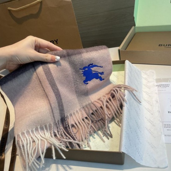 Replica Sciarpa reversibile cashmere con motivo check EKD Burberry 30 x 200 Rosa Imitazioni Replica Sciarpa reversibile cashmere con motivo check EKD Burberry 30 x 200 Rosa