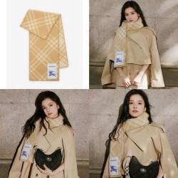 Replica Sciarpa/coperta lana con motivo check Burberry etichetta equestre 30 x 180 Beige