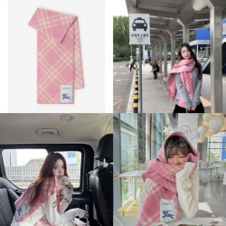 Replica falso Sciarpa/coperta lana con motivo check Burberry etichetta equestre 30 x 180 Rosa