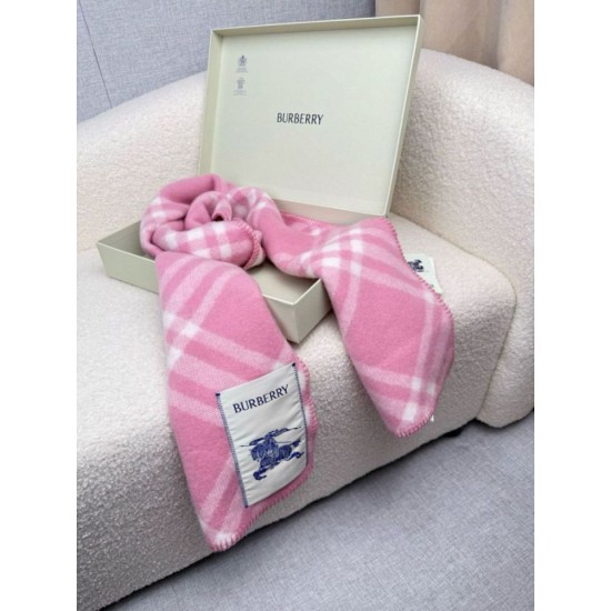 Replica falso Sciarpa/coperta lana con motivo check Burberry etichetta equestre 30 x 180 Rosa Imitazioni Replica falso Sciarpa/coperta lana con motivo check Burberry etichetta equestre 30 x 180 Rosa