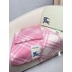 Replica falso Sciarpa/coperta lana con motivo check Burberry etichetta equestre 30 x 180 Rosa Imitazioni Replica falso Sciarpa/coperta lana con motivo check Burberry etichetta equestre 30 x 180 Rosa