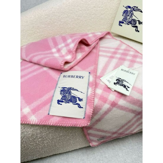 Replica falso Sciarpa/coperta lana con motivo check Burberry etichetta equestre 30 x 180 Rosa Imitazioni Replica falso Sciarpa/coperta lana con motivo check Burberry etichetta equestre 30 x 180 Rosa