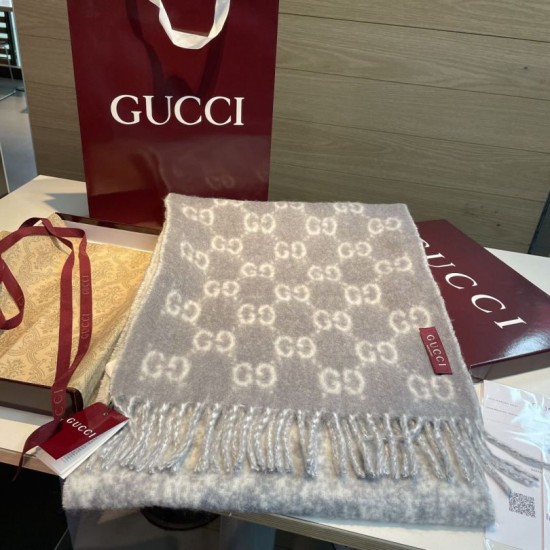 Replica Alta gamma Sciarpa Gucci GG in misto lana alpaca 37 x 200 Grigio Imitazioni Replica Alta gamma Sciarpa Gucci GG in misto lana alpaca 37 x 200 Grigio