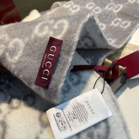 Replica Alta gamma Sciarpa Gucci GG in misto lana alpaca 37 x 200 Grigio Imitazioni Replica Alta gamma Sciarpa Gucci GG in misto lana alpaca 37 x 200 Grigio