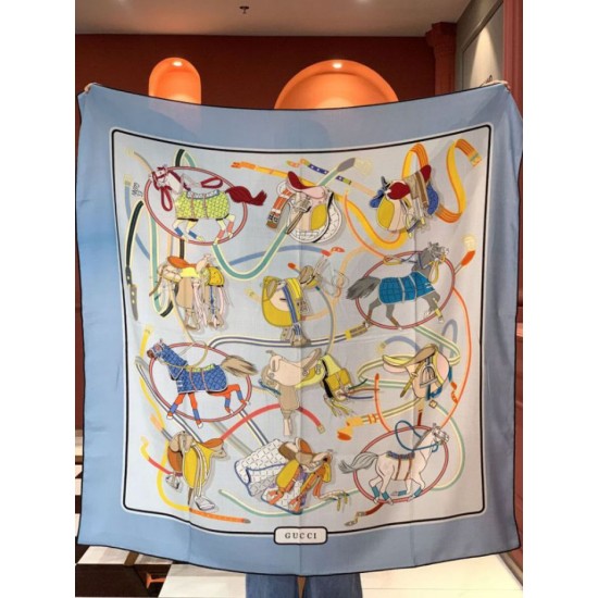 Replica Scialle reversibile Gucci velluto con stampa cavalli 140 Azzurro Imitazioni Replica Scialle reversibile Gucci velluto con stampa cavalli 140 Azzurro