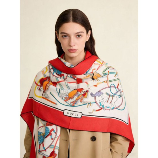 Replica Alta gamma Scialle reversibile Gucci velluto con stampa cavalli 140 Rosso Imitazioni Replica Alta gamma Scialle reversibile Gucci velluto con stampa cavalli 140 Rosso