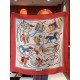 Replica Alta gamma Scialle reversibile Gucci velluto con stampa cavalli 140 Rosso Imitazioni Replica Alta gamma Scialle reversibile Gucci velluto con stampa cavalli 140 Rosso
