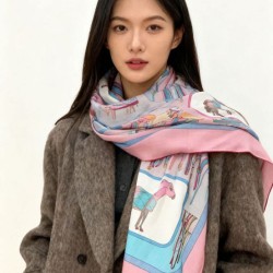 Replica Pari Scialle reversibile Gucci velluto con stampa cavalli 140 Rosa Imitazioni Replica Pari Scialle reversibile Gucci velluto con stampa cavalli 140 Rosa