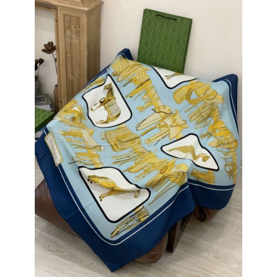 Replica Alta gamma Scialle reversibile Gucci velluto con stampa cavalli 140 Blu Imitazioni Replica Alta gamma Scialle reversibile Gucci velluto con stampa cavalli 140 Blu