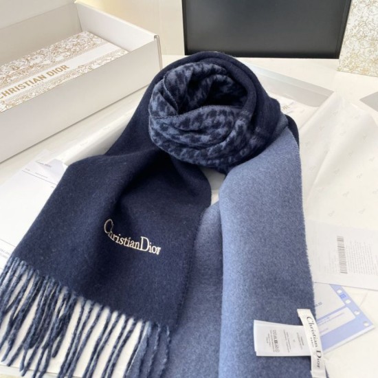 Replica Sciarpe Dior misto lana e cashmere 32 x 200 Blu Imitazioni Replica Sciarpe Dior misto lana e cashmere 32 x 200 Blu