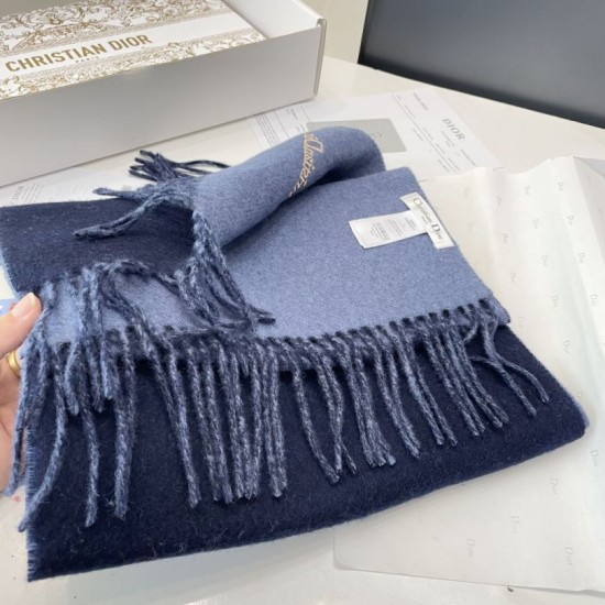 Replica Sciarpe Dior misto lana e cashmere 32 x 200 Blu Imitazioni Replica Sciarpe Dior misto lana e cashmere 32 x 200 Blu