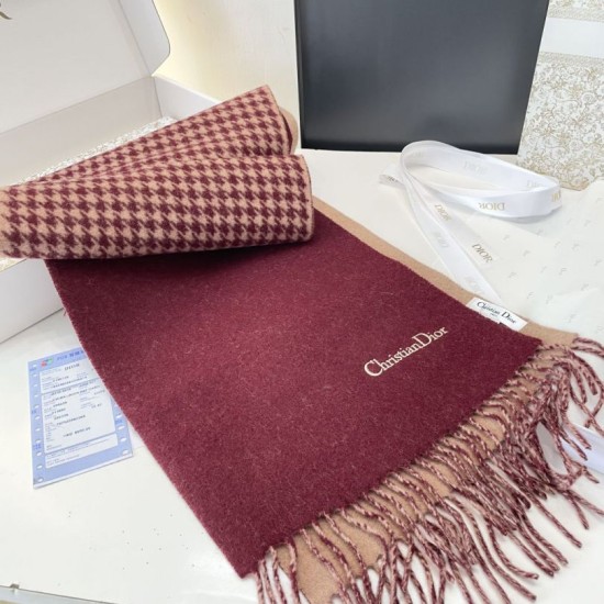 Replica Pari Sciarpe Dior misto lana e cashmere 32 x 200 Rosso Imitazioni Replica Pari Sciarpe Dior misto lana e cashmere 32 x 200 Rosso
