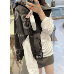 Sciarpa Gucci GG Cashmere Jacquard Grigio 35 x 190 Sciarpa Gucci GG Cashmere Jacquard Grigio 35 x 190