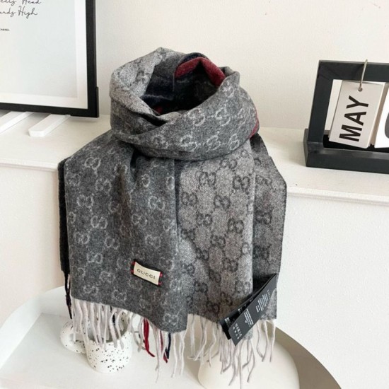 Replica Scialle/sciarpa classica cashmere Gucci 36 x 180 Grigio Imitazioni Replica Scialle/sciarpa classica cashmere Gucci 36 x 180 Grigio