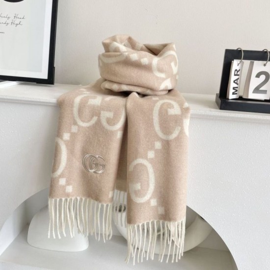 Replica Dettagli perfetti Sciarpa reversibile Gucci GG cashmere Rosa 50 x 190 Imitazioni Replica Dettagli perfetti Sciarpa reversibile Gucci GG cashmere Rosa 50 x 190