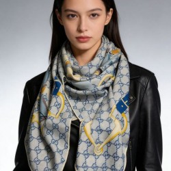 Replica Scialle reversibile Gucci seta e cashmere Modello di equitazione 140 01 Imitazioni Replica Scialle reversibile Gucci seta e cashmere Modello di equitazione 140 01
