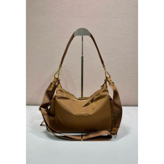 Replica Bora Pari a spalla Prada Explore grande Re-Nylon 1BC264 Marrone Imitazioni Replica Bora Pari a spalla Prada Explore grande Re-Nylon 1BC264 Marrone