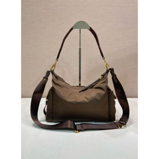 Replica Bora Pari a spalla Prada Explore grande Re-Nylon 1BC264 Terra di Siena Imitazioni Replica Bora Pari a spalla Prada Explore grande Re-Nylon 1BC264 Terra di Siena