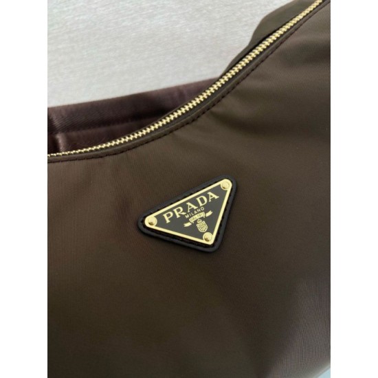 Replica Bora Pari a spalla Prada Explore grande Re-Nylon 1BC264 Terra di Siena Imitazioni Replica Bora Pari a spalla Prada Explore grande Re-Nylon 1BC264 Terra di Siena